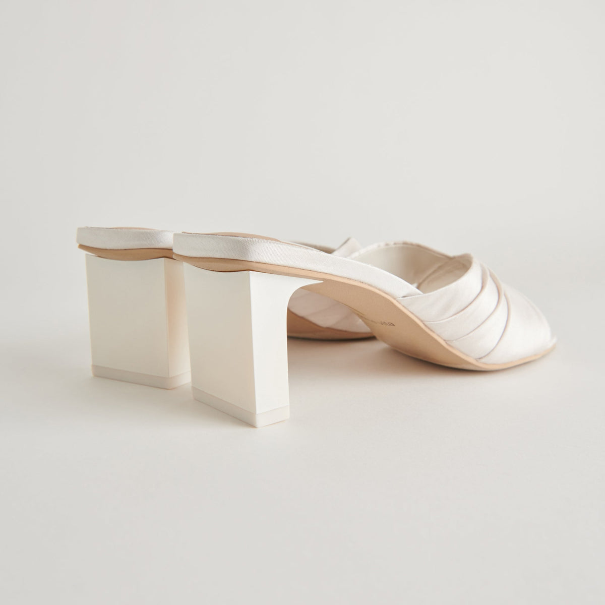 Dolce Vita SHOES CARLAN HEELS OFF WHITE SILK
 – Dolce Vita