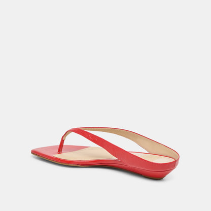Dolce Vita SHOES GIZEL Red Crinkle Patent Thong Square-Toe Sandals
