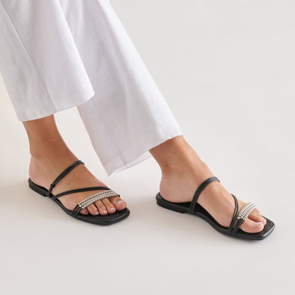 Dolce Vita SHOES LYNDEE BEAD Black Stella Strappy Open-Toe Sandals
