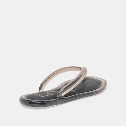 Dolce Vita SHOES JOZEY Black Jelly Flip-Flop Sandals