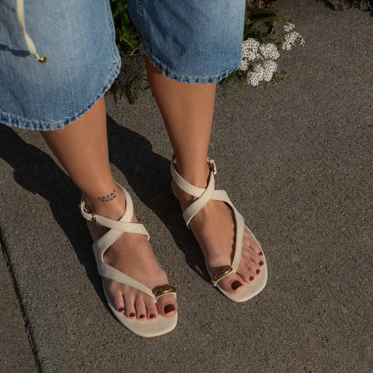Dolce Vita SHOES EARLA SANDALS NATURAL SUEDE
 – Dolce Vita
