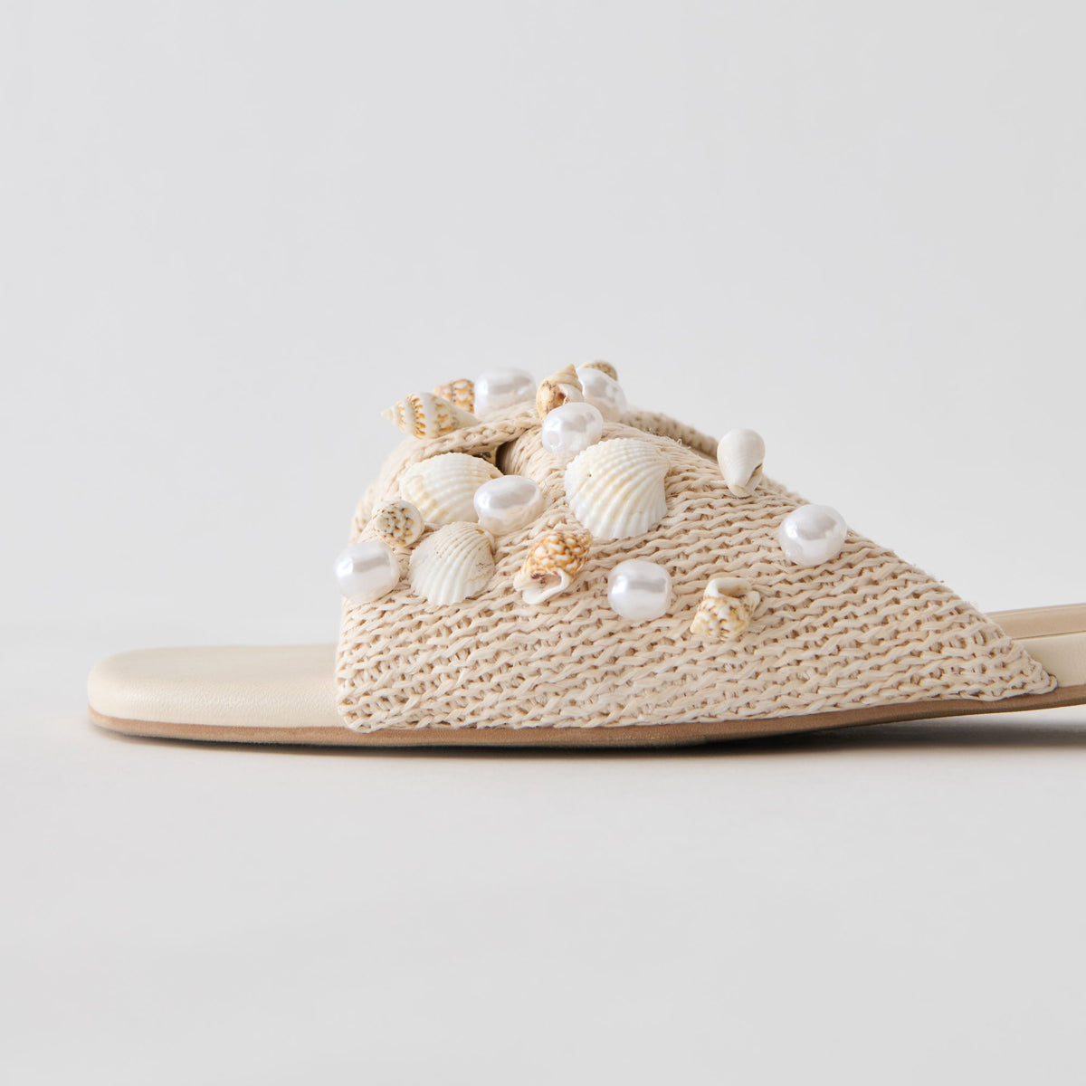 Dolce Vita SHOES Lizza Oatmeal Beaded Raffia Sandals