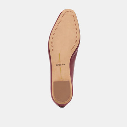 Dolce Vita SHOES CARET Garnet Leather Pointed-Toe Ballet Flats