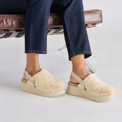 Dolce Vita SHOES Lansy Natural Plush Flats