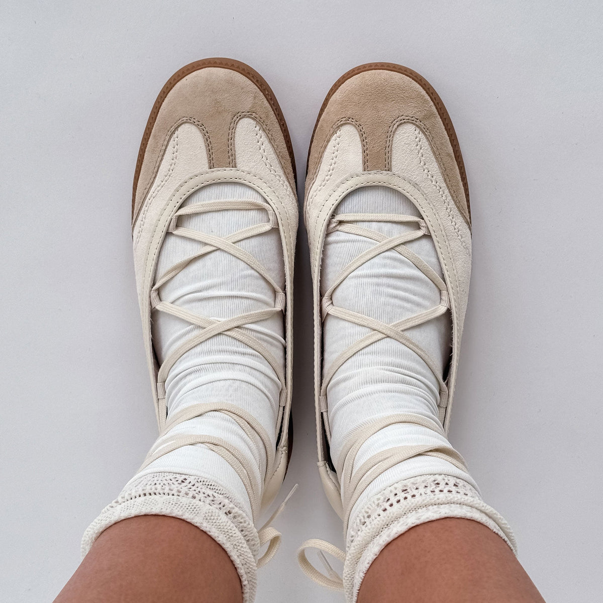 Dolce Vita SHOES Nyomie Ivory Multi Leather Sneakers
