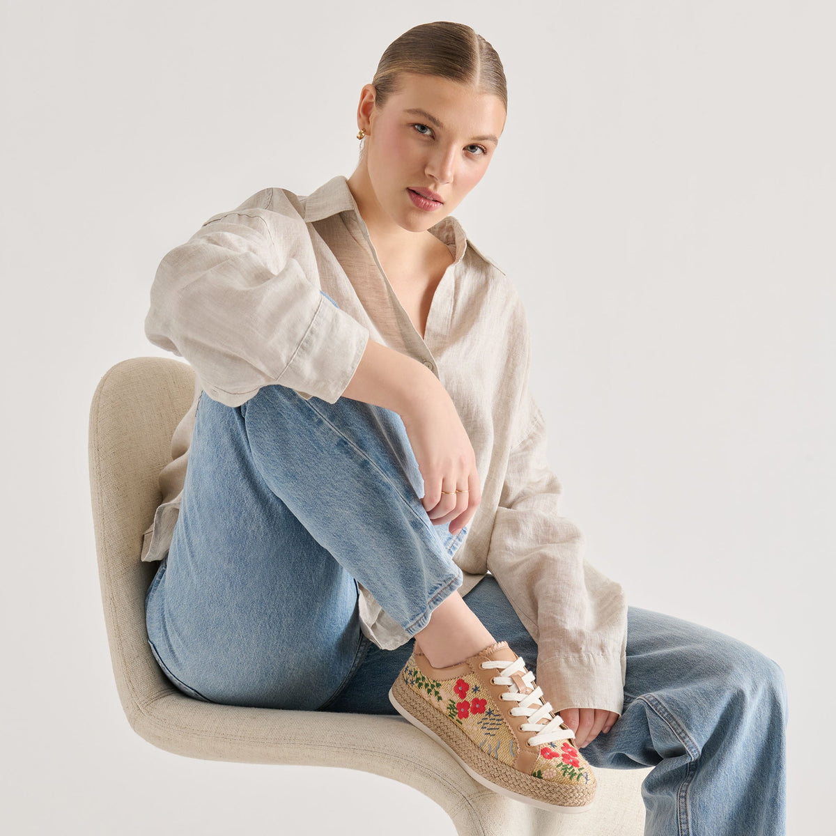 Dolce Vita SHOES Azalia Sand Floral Raffia Heels