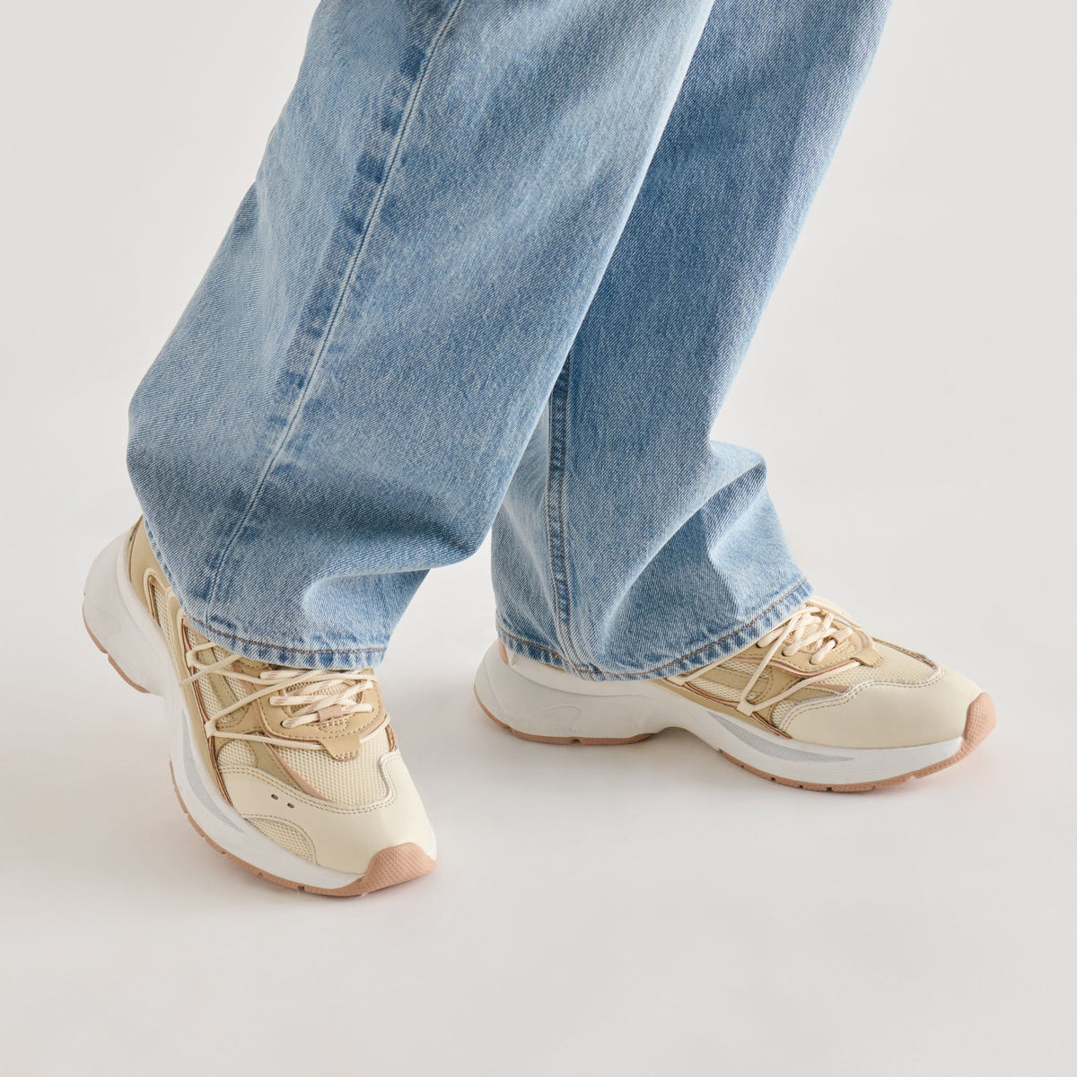 Dolce Vita SHOES Selmar Off White Leather Sneakers