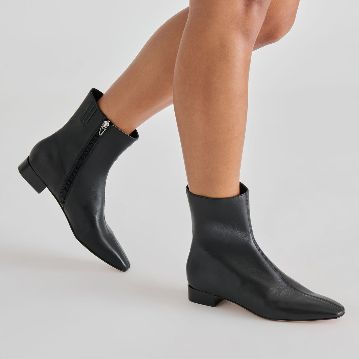 Dolce Vita SHOES Tarine Black Leather Booties