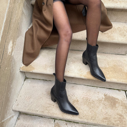 Dolce Vita SHOES Slim Black Leather Booties