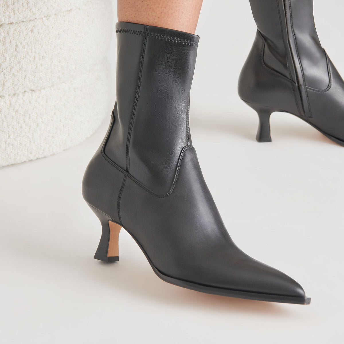 Dolce Vita SHOES Arya Black Leather Boots