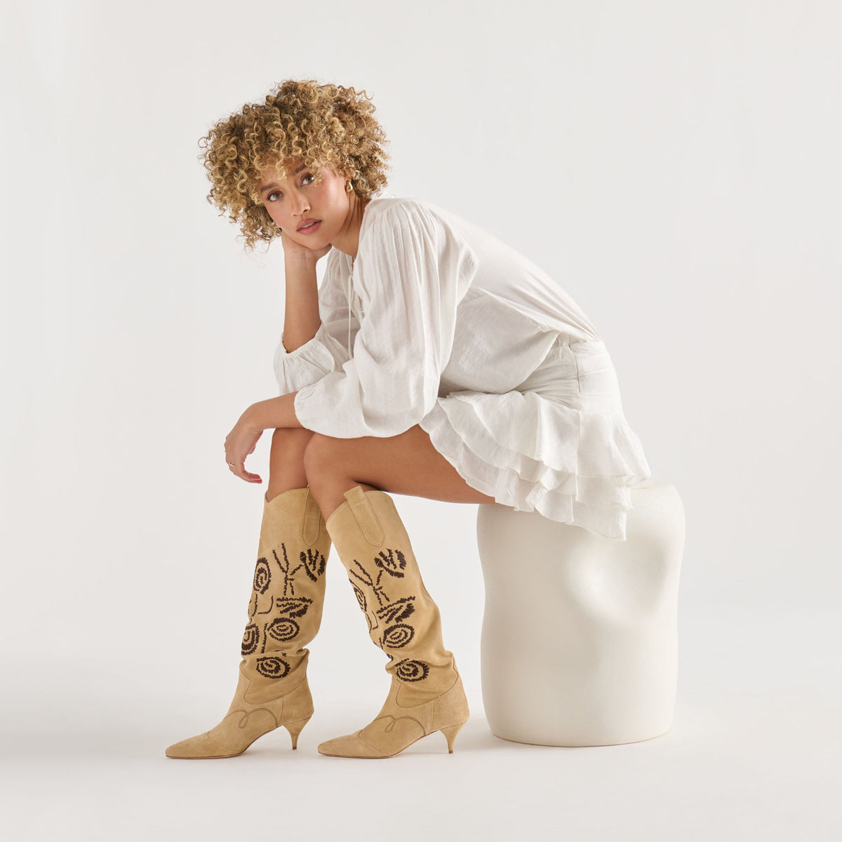 Dolce Vita SHOES Wilde Sand Suede Boots