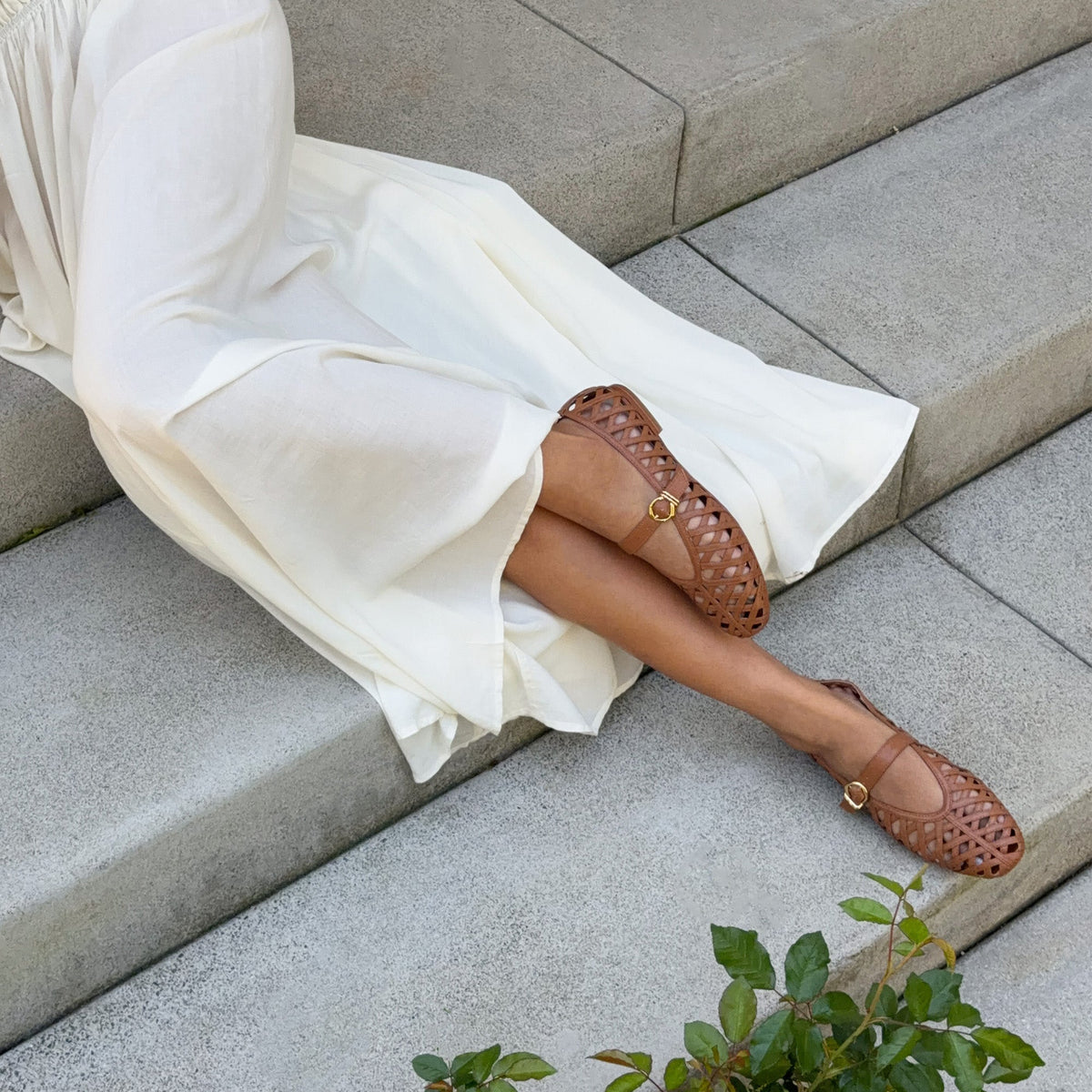 Dolce Vita SHOES Bodey Saddle Stella Ballet Flats