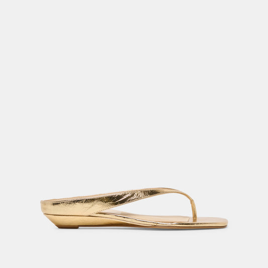 Dolce Vita SHOES GIZEL Gold Crinkle Patent Thong Square-Toe Sandals