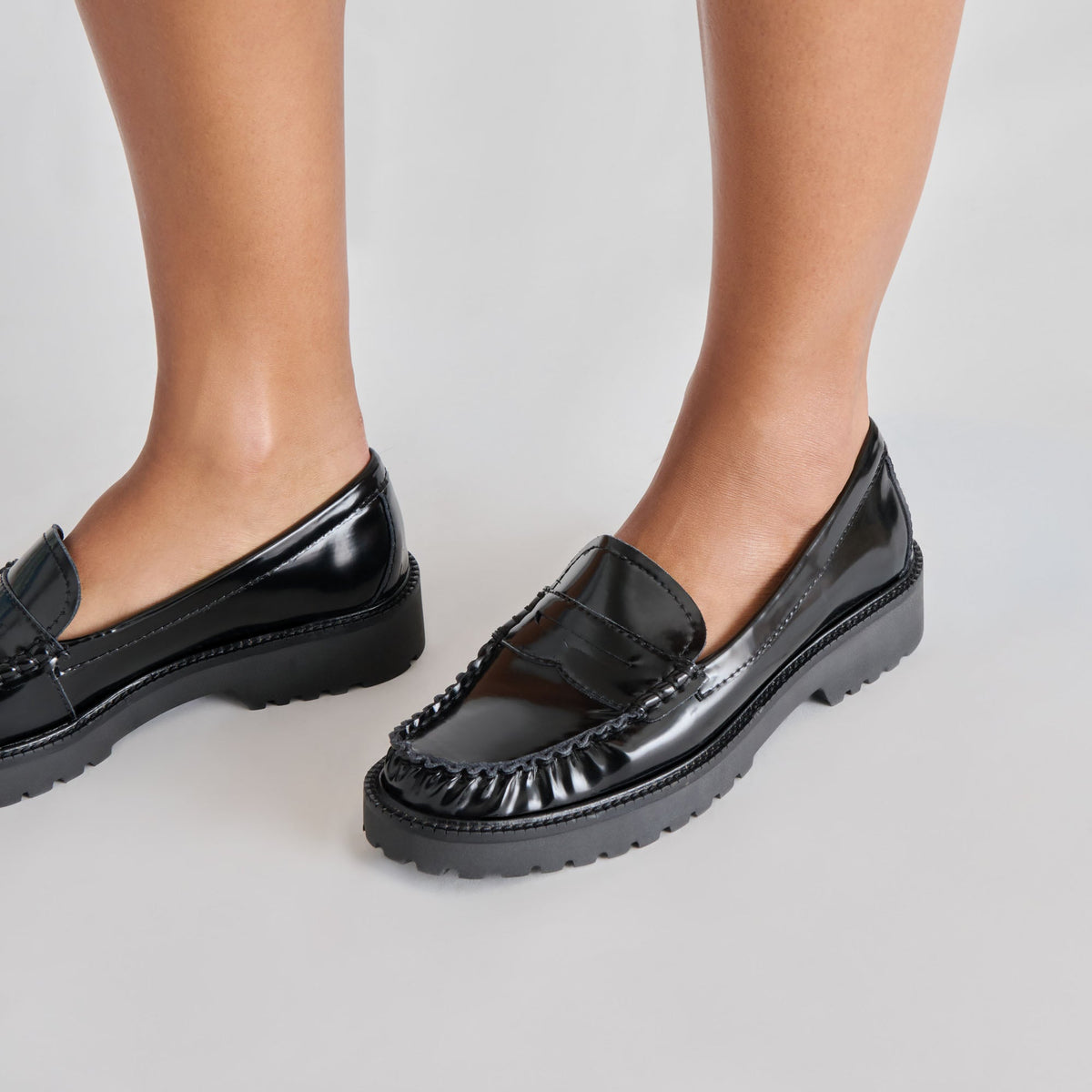 Dolce Vita SHOES Merek Midnight Boxleather Loafers