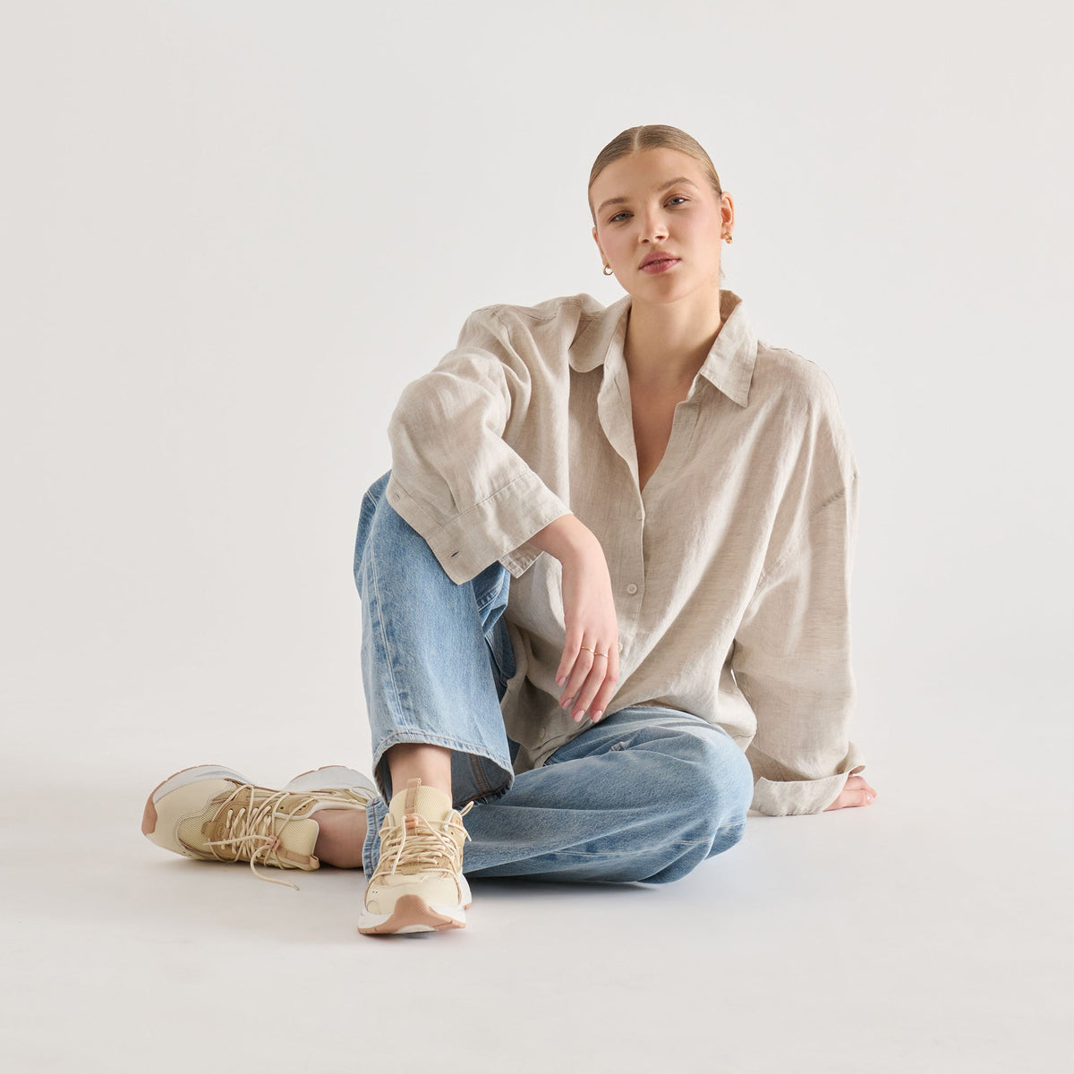 Dolce Vita SHOES Selmar Off White Leather Sneakers