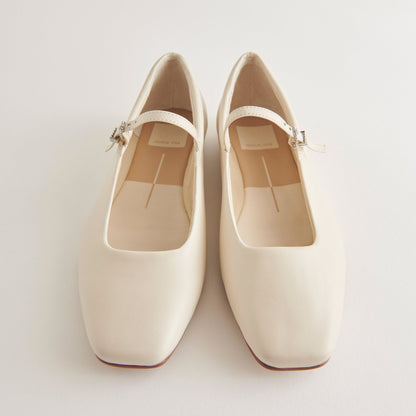 Dolce Vita SHOES Reyes Wide Ballet Flats Ivory Leather | Ivory Ballet Flats
 – Dolce Vita