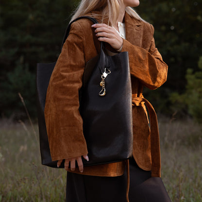 Dolce Vita ACCESSORIES Auguste Black Stella Tote