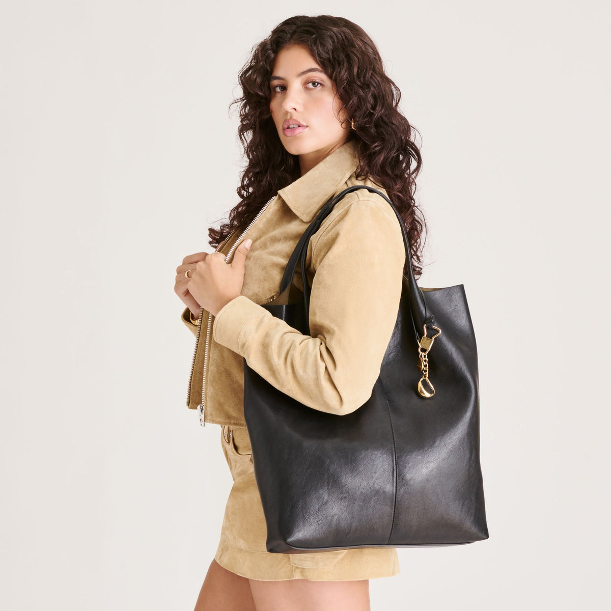 Dolce Vita ACCESSORIES Auguste Black Stella Tote